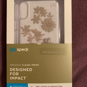 Speck iPhone XR case - New in box